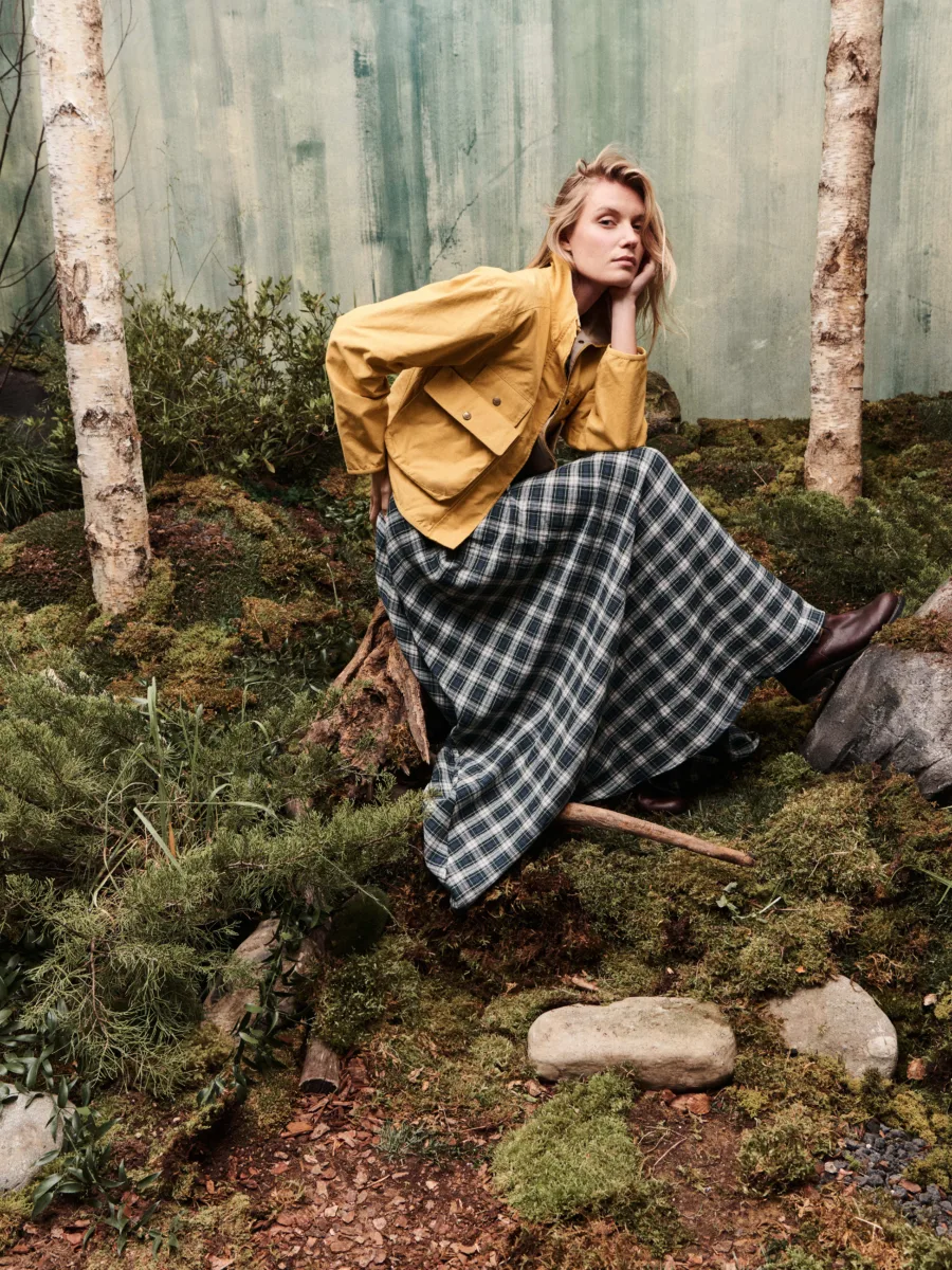 LOOK12 WOMENS 046